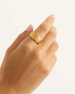 Load image into Gallery viewer, Gold Vermeil Woven Light Ring
